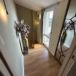 Nikole's Cozy 80m2 Tirós