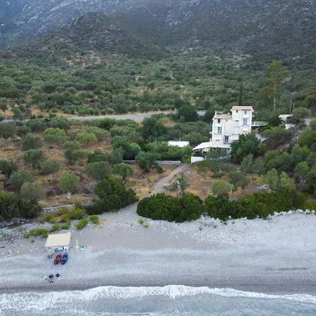 Nikole's Cozy 80m2 Tirós