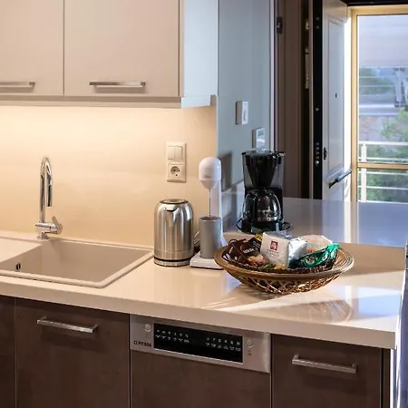 Nikole's Cozy 80m2 Hébergement de vacances *