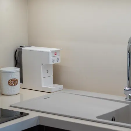 Nikole's Cozy 80m2 *