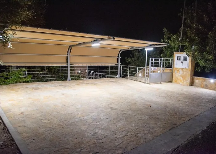 Nikole's Cozy 80m2 * Tirós