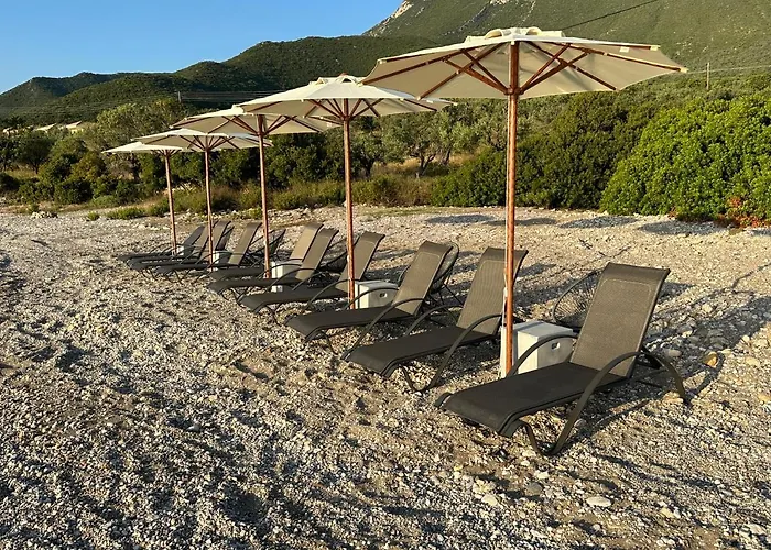 Nikole's Cozy 80m2 Tatil Evi Tirós